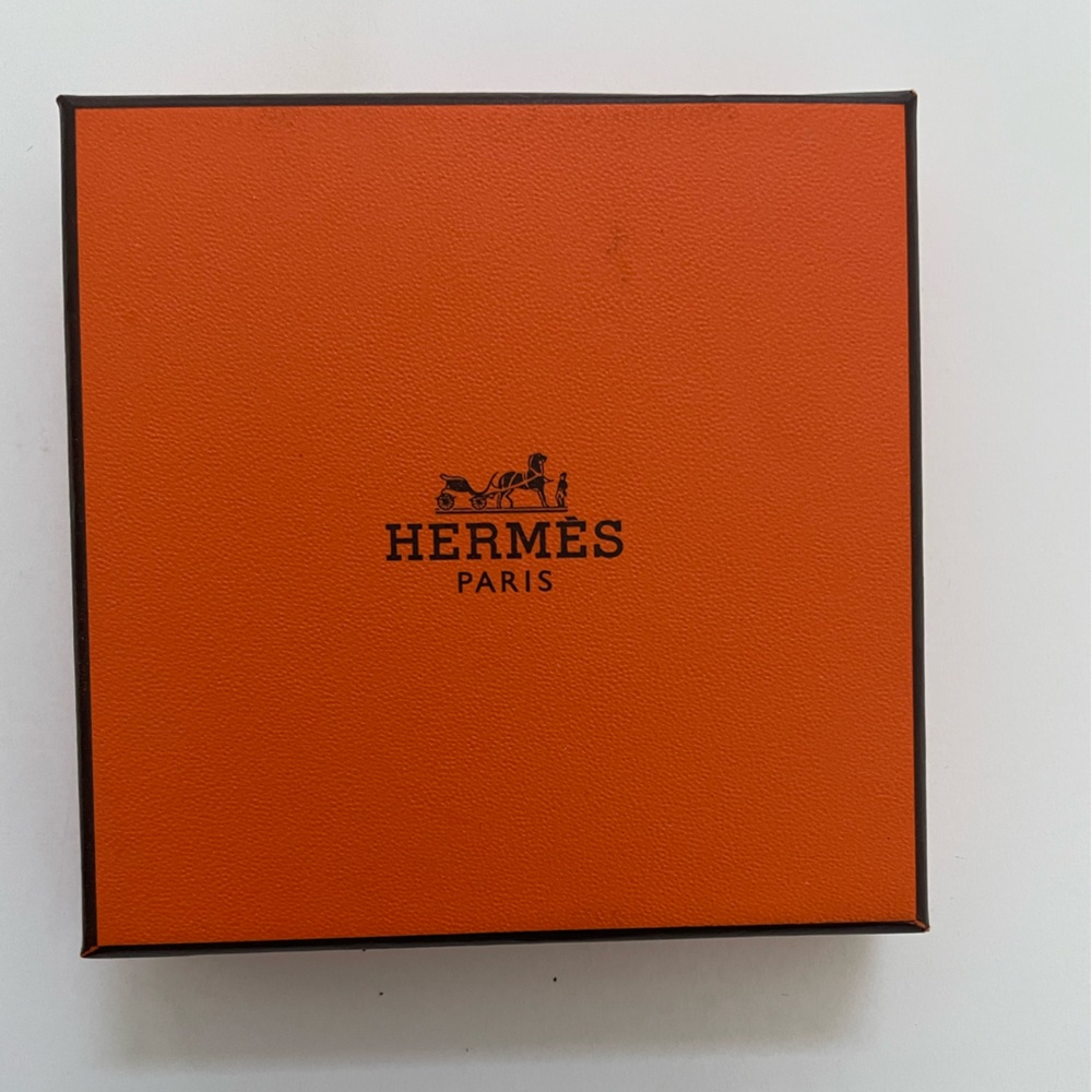 HERMES ORANGE BOX 3.5” x 3.5” x 0.5”